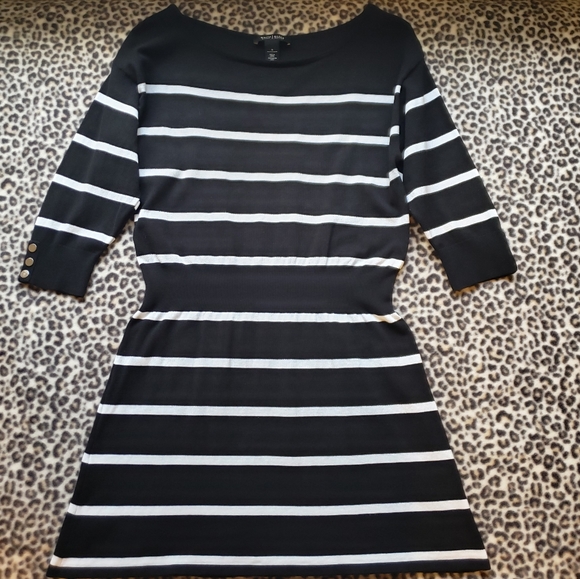 White House Black Market Tops - WHBM Black and White Sweater Stripe Tunic Top, Size Medium, EUC, Style 57009817